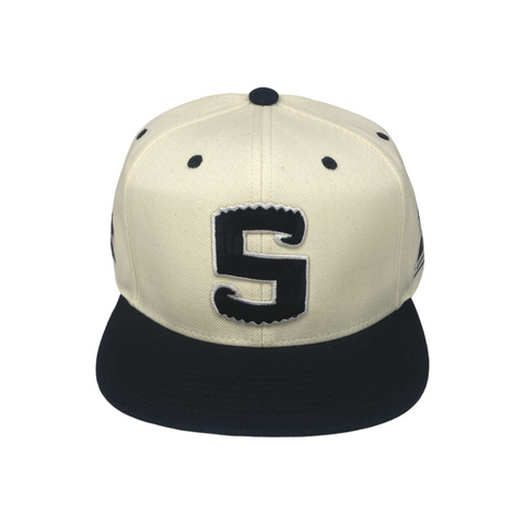 T gold trucker hat